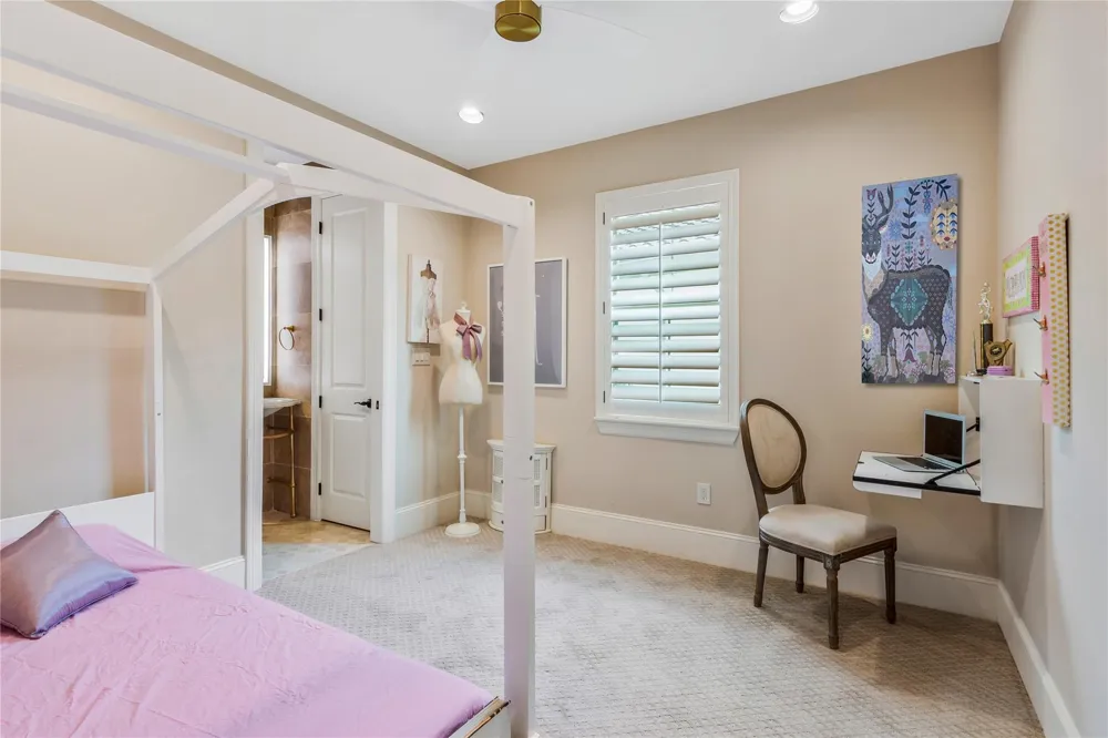 3850 Sundance Hill Lane Sugar Land, TX 77479