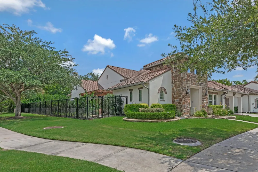 3850 Sundance Hill Lane Sugar Land, TX 77479