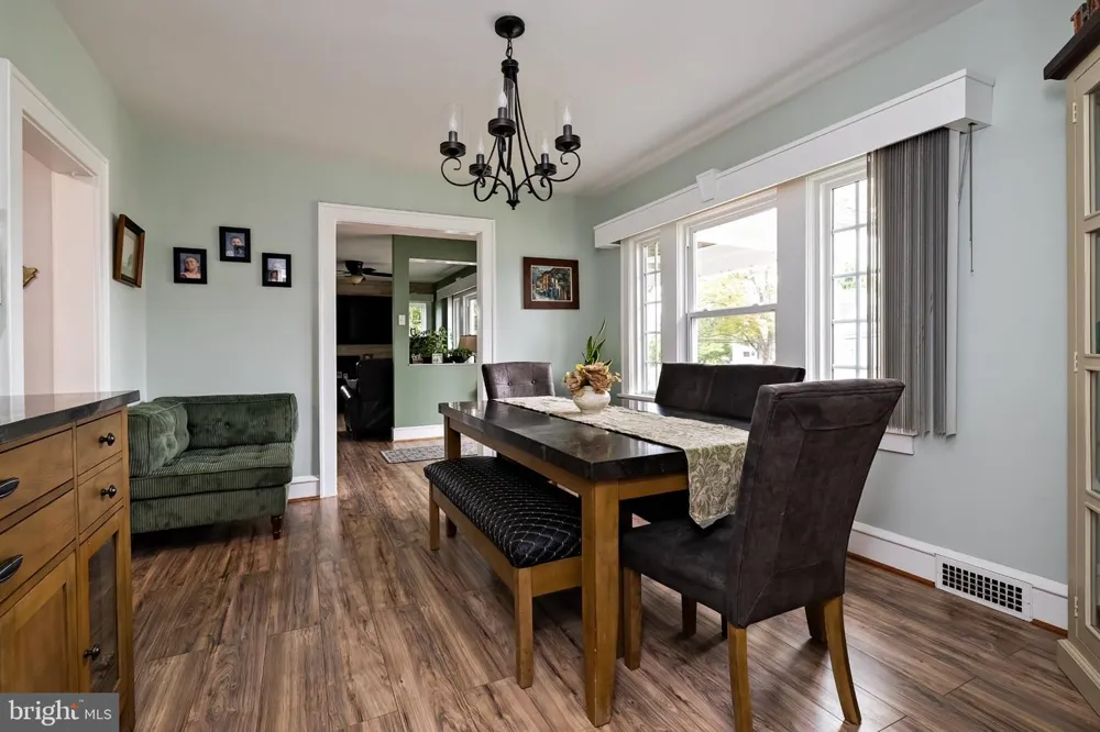 241 CENTER AVENUE Mount Ephraim, NJ 08059