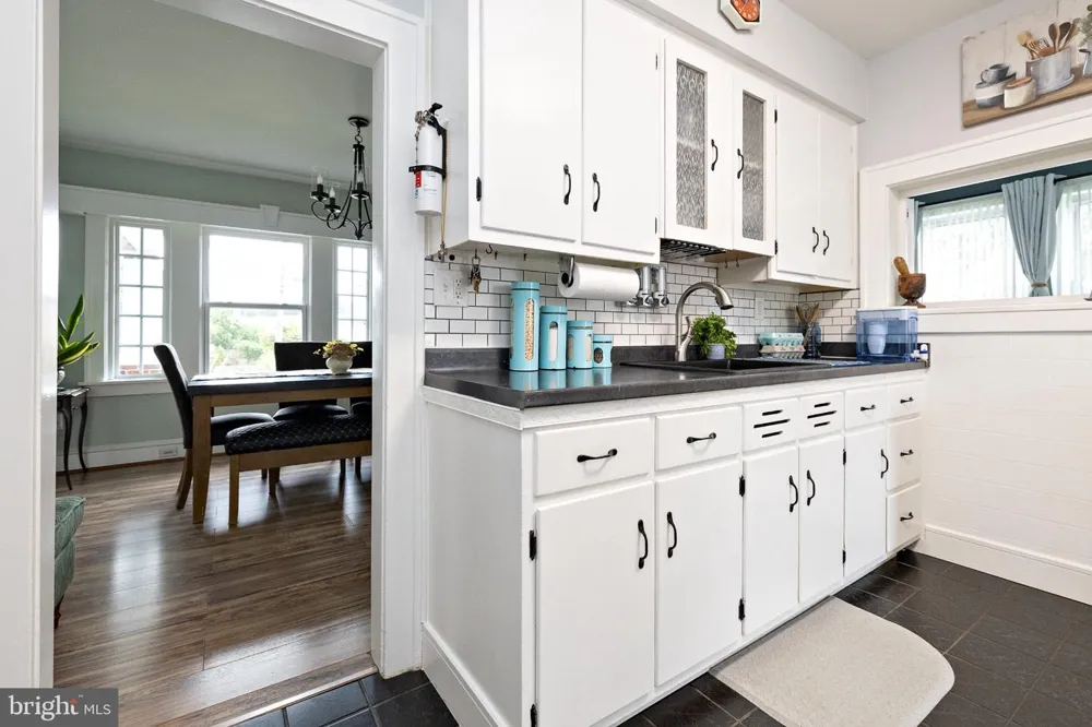241 CENTER AVENUE Mount Ephraim, NJ 08059