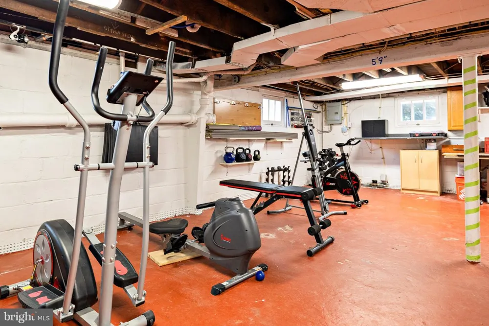 241 CENTER AVENUE Mount Ephraim, NJ 08059