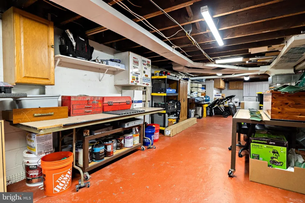 241 CENTER AVENUE Mount Ephraim, NJ 08059