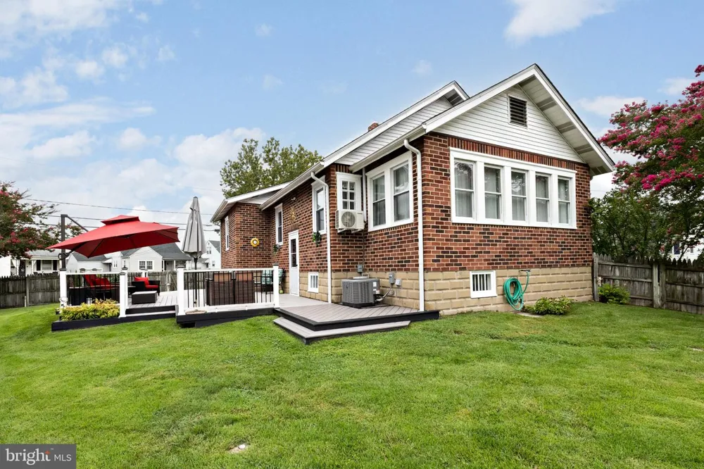 241 CENTER AVENUE Mount Ephraim, NJ 08059
