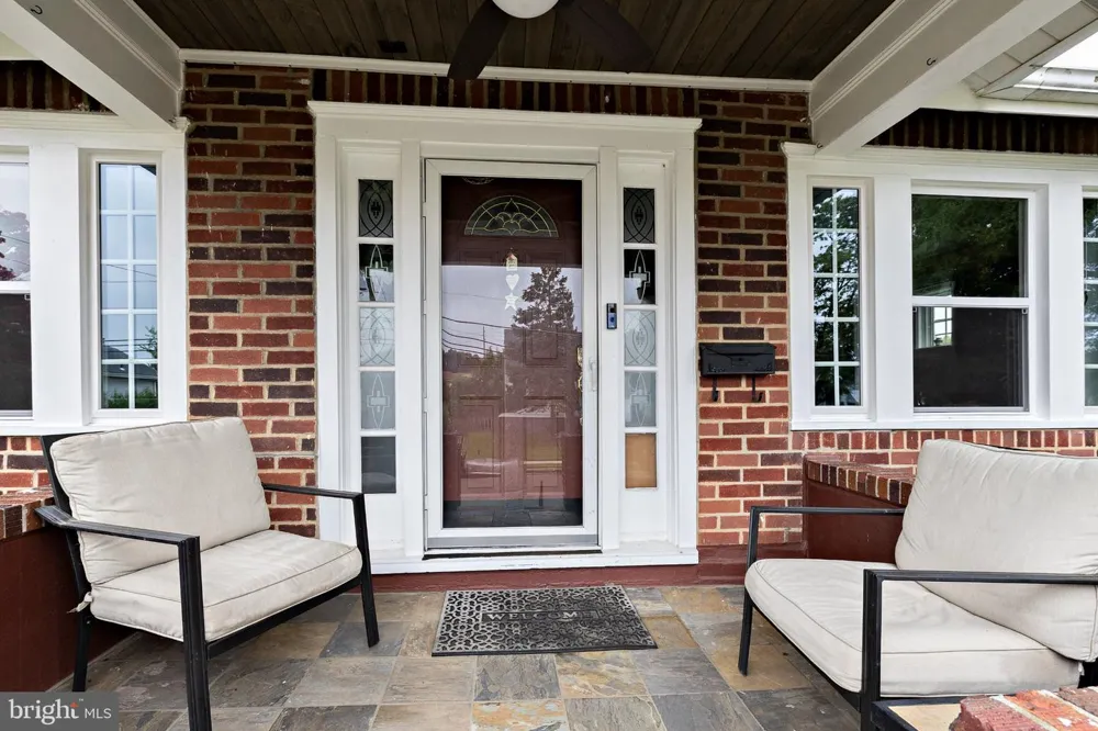 241 CENTER AVENUE Mount Ephraim, NJ 08059