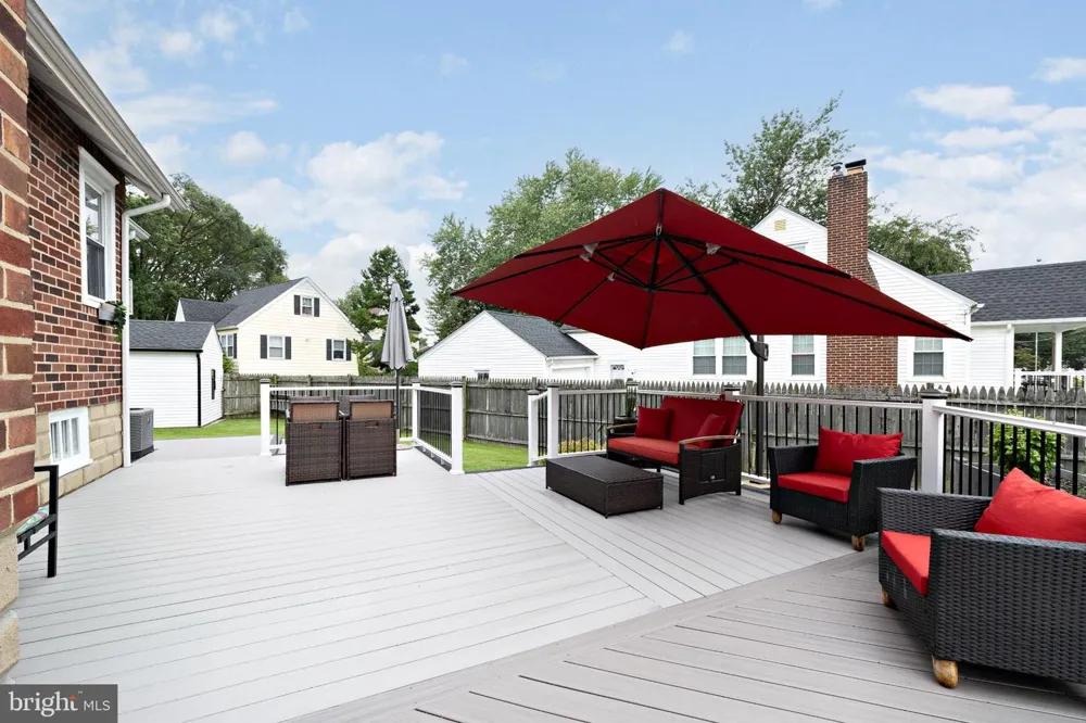 241 CENTER AVENUE Mount Ephraim, NJ 08059