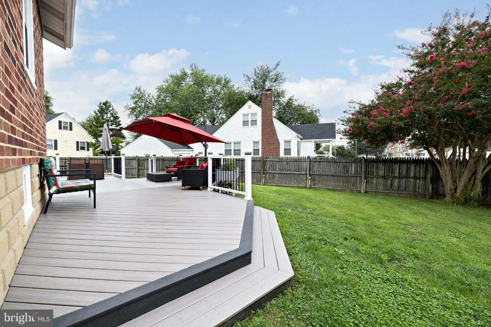 241 CENTER AVENUE Mount Ephraim, NJ 08059