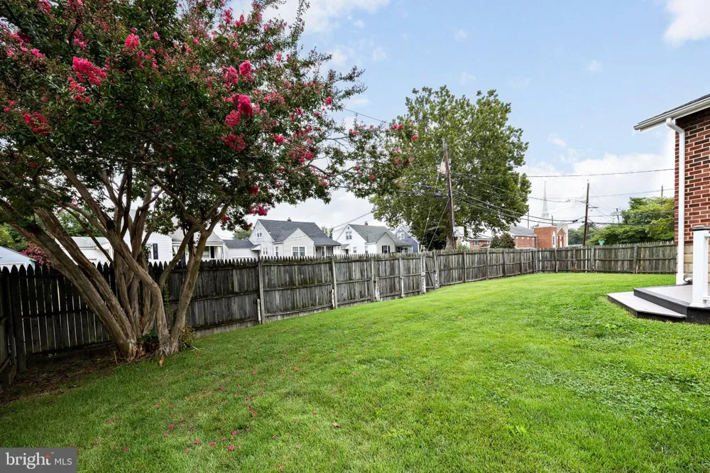241 CENTER AVENUE Mount Ephraim, NJ 08059