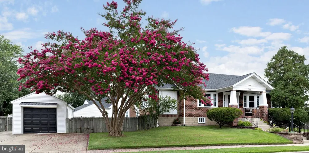 241 CENTER AVENUE Mount Ephraim, NJ 08059