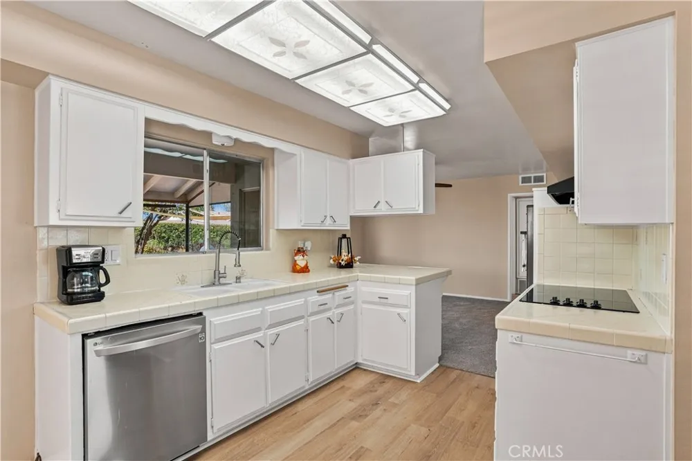 29137 Del Monte Drive Menifee, CA 92586