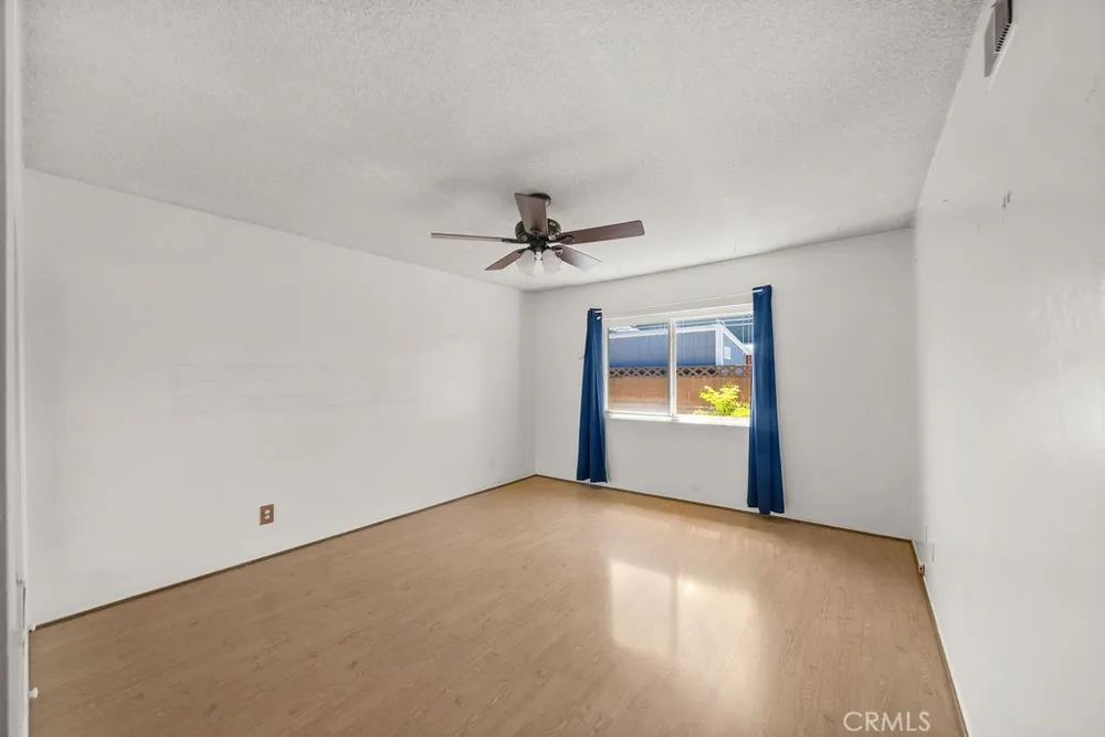 2009 S Eileen Drive Anaheim, CA 92802