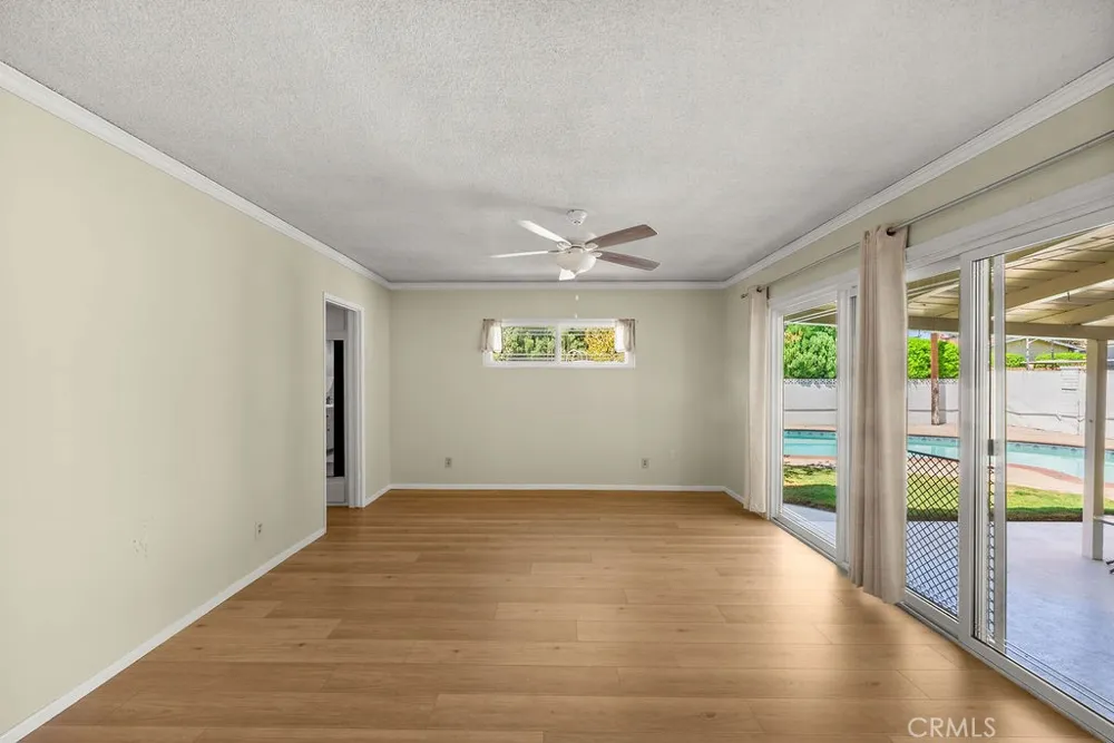 2009 S Eileen Drive Anaheim, CA 92802