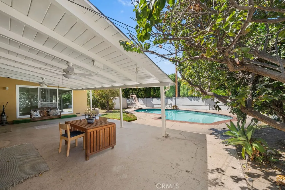 2009 S Eileen Drive Anaheim, CA 92802