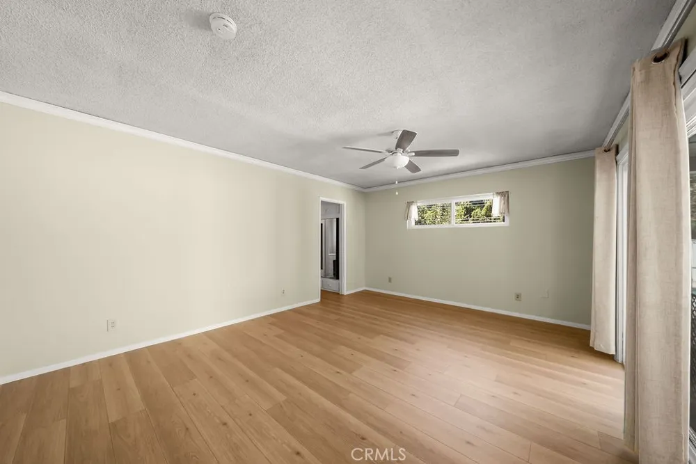 2009 S Eileen Drive Anaheim, CA 92802