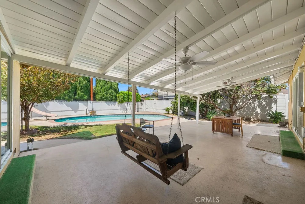 2009 S Eileen Drive Anaheim, CA 92802