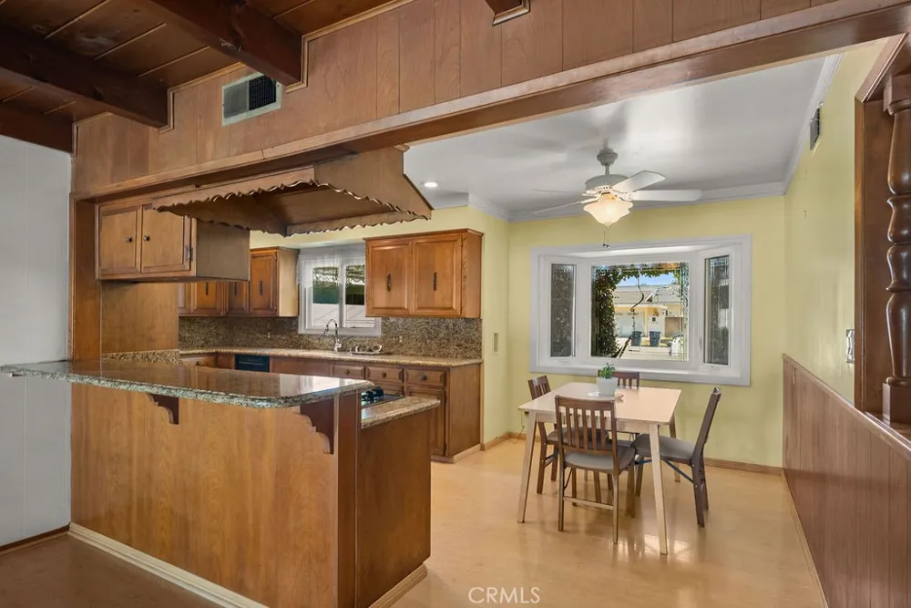 2009 S Eileen Drive Anaheim, CA 92802