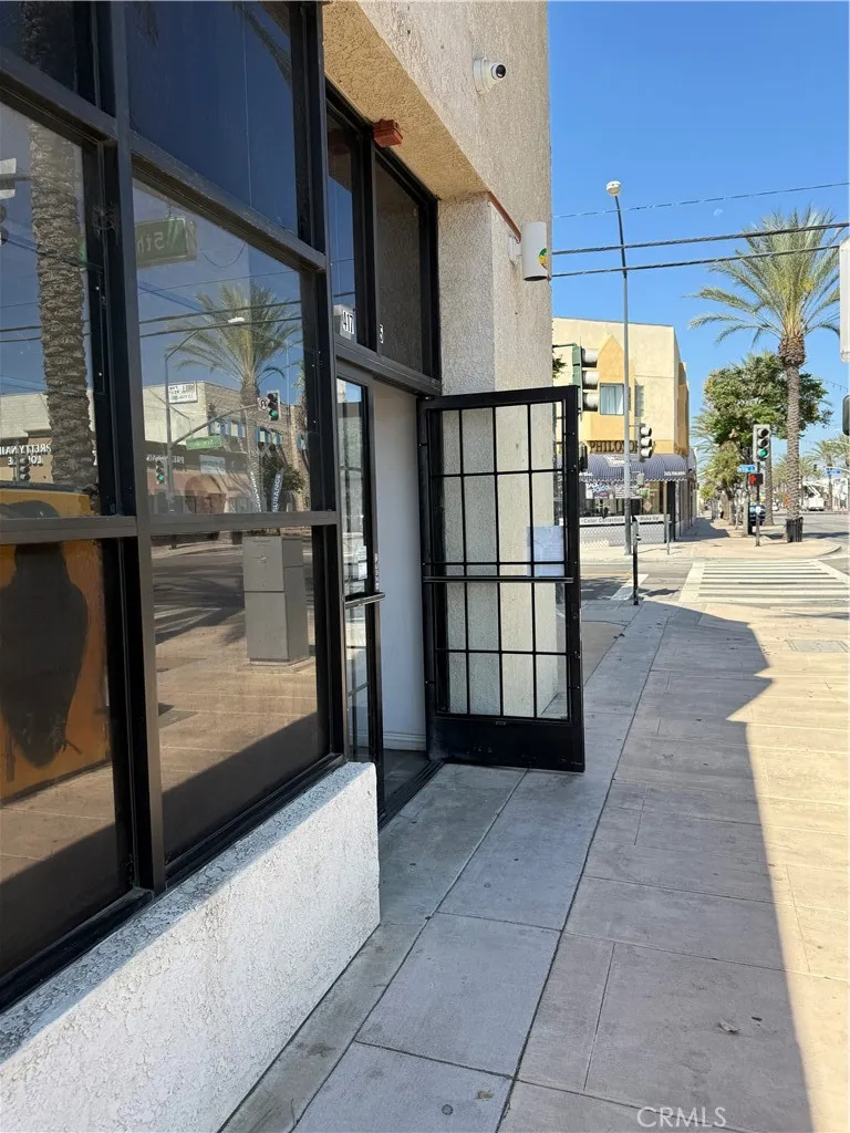 413 whittier Montebello, CA 90640