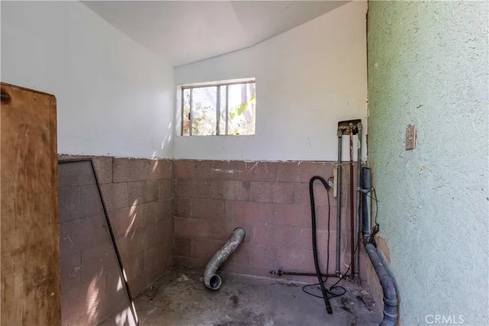 8439 Boer Ave Whittier, CA 90606