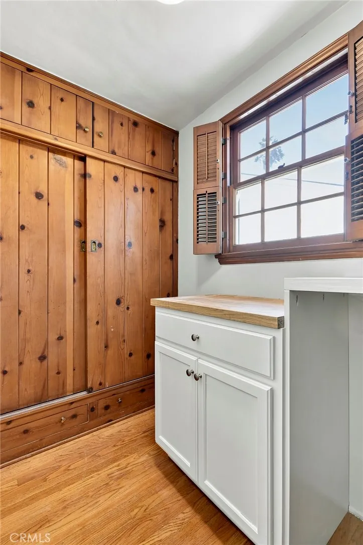 1105 Graynold Glendale, CA 91202