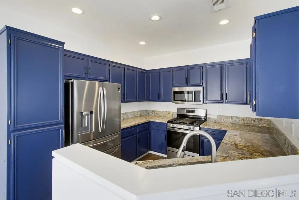 1228 La Vida Ct Chula Vista, CA 91915