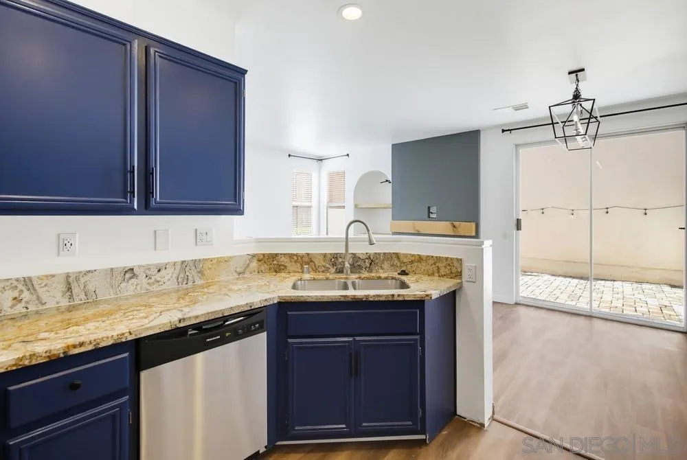 1228 La Vida Ct Chula Vista, CA 91915