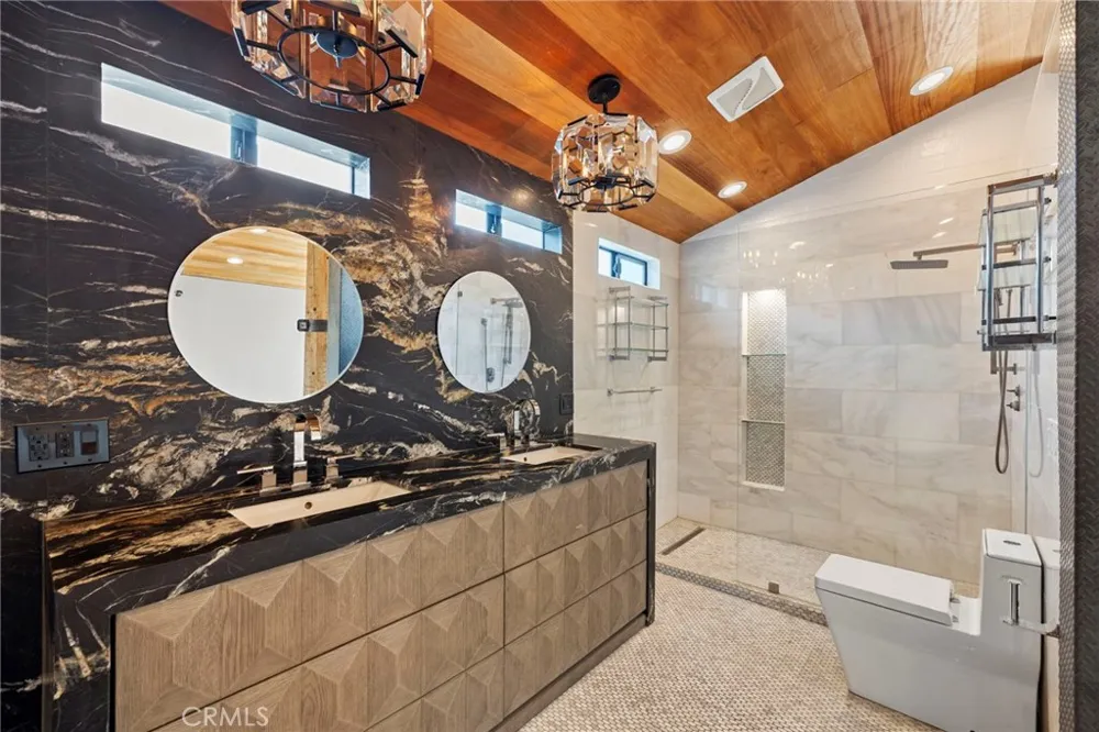 2966 Terry Road Laguna Beach, CA 92651