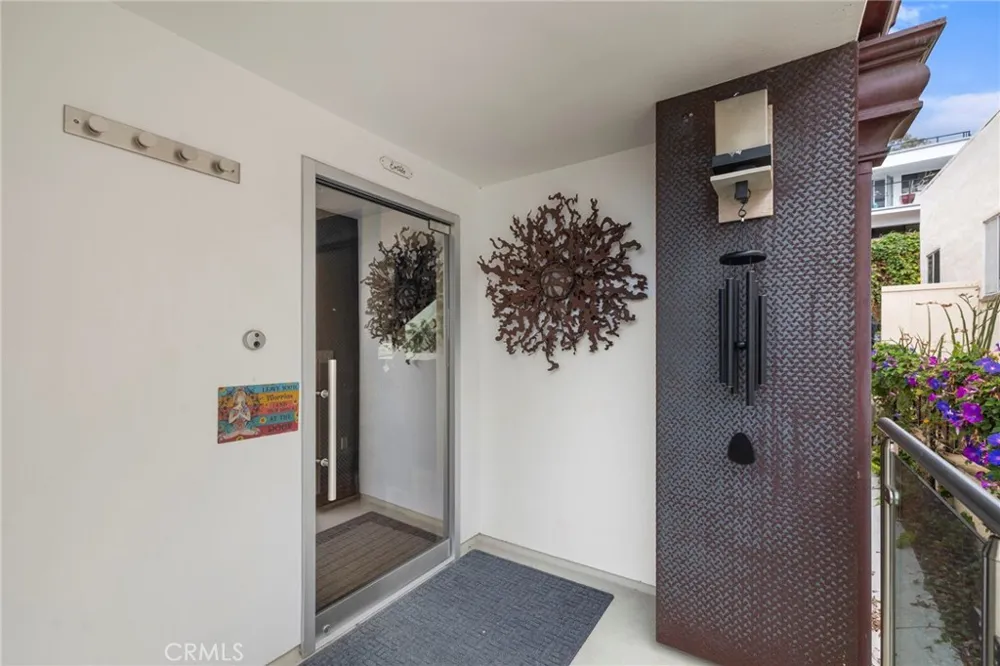 2966 Terry Road Laguna Beach, CA 92651
