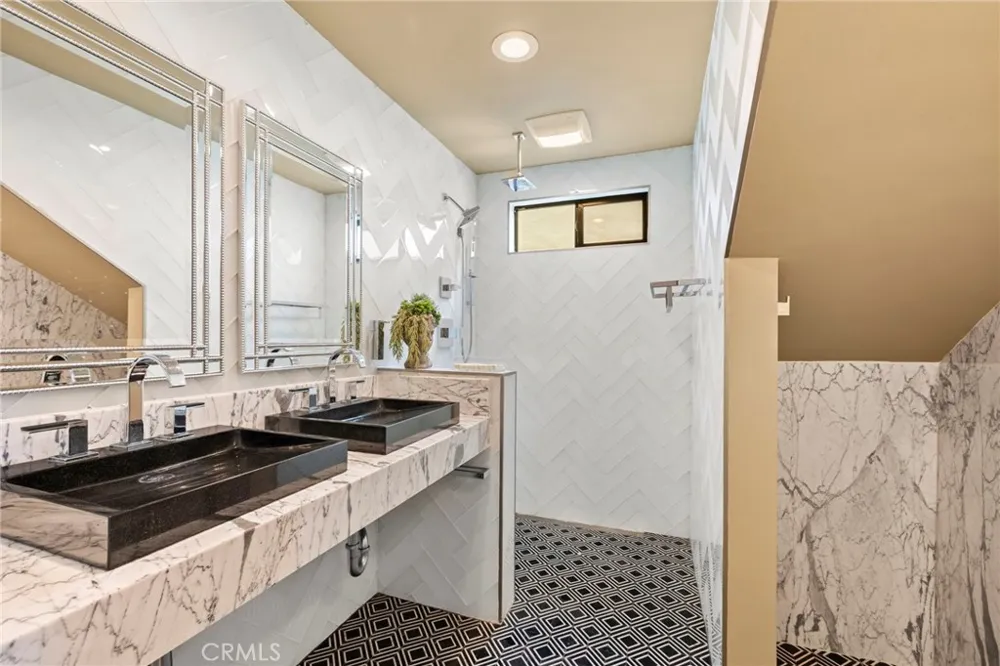 2966 Terry Road Laguna Beach, CA 92651