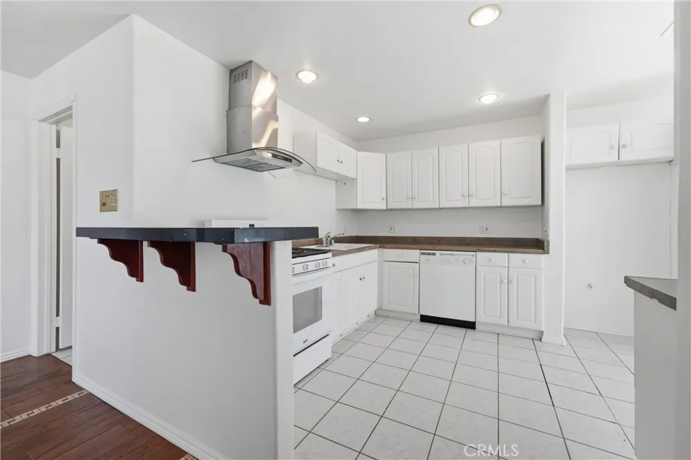 43107 43rd W Lancaster, CA 93536