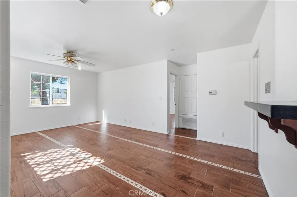 43107 43rd W Lancaster, CA 93536