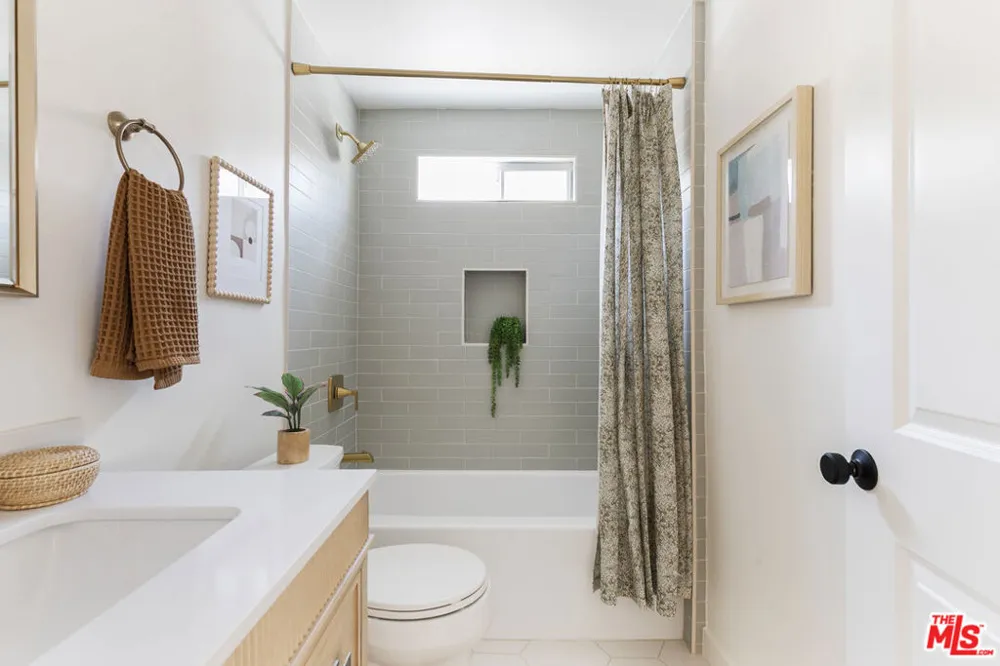 2244 Fernleaf Street Los Angeles, CA 90031