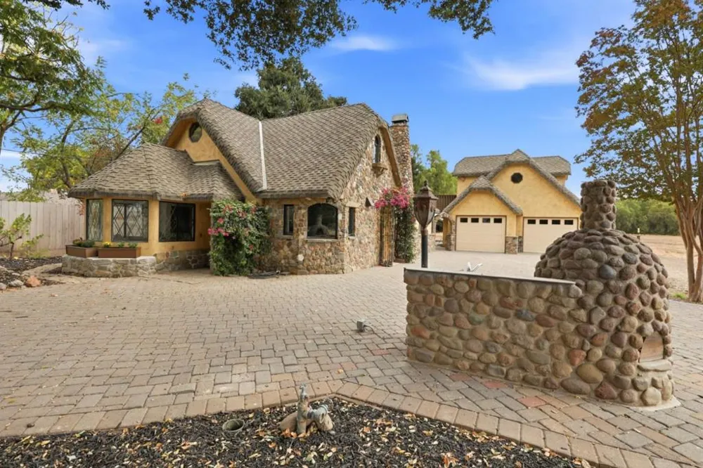 131 Magladry Hollister, CA 95023