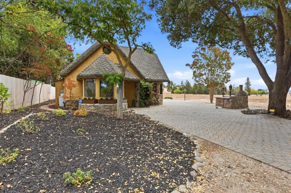 131 Magladry Hollister, CA 95023