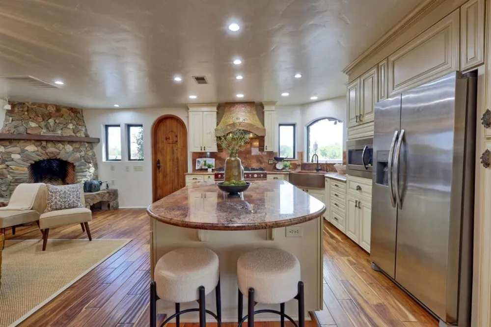 131 Magladry Hollister, CA 95023