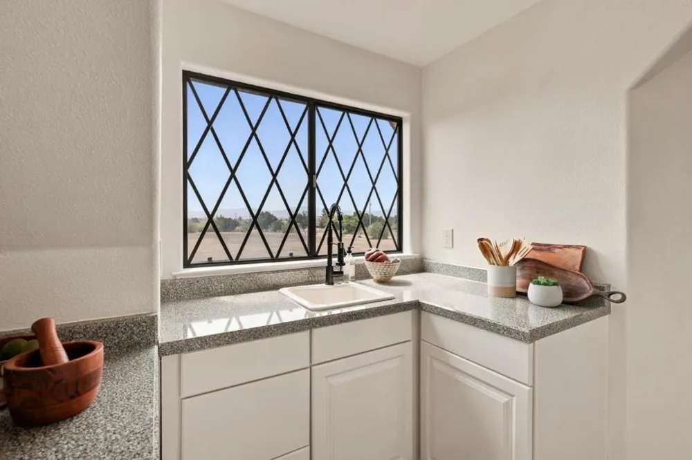 131 Magladry Hollister, CA 95023