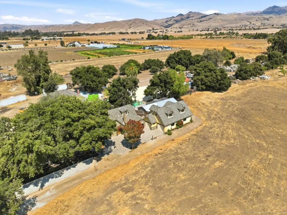 131 Magladry Hollister, CA 95023