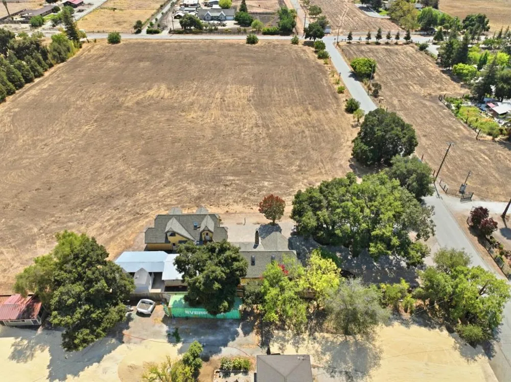 131 Magladry Hollister, CA 95023
