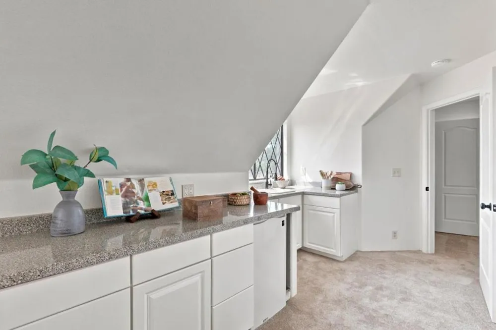 131 Magladry Hollister, CA 95023