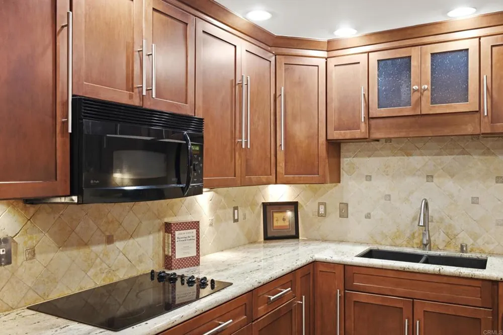 8346 Via Sonoma #D La Jolla, CA 92037