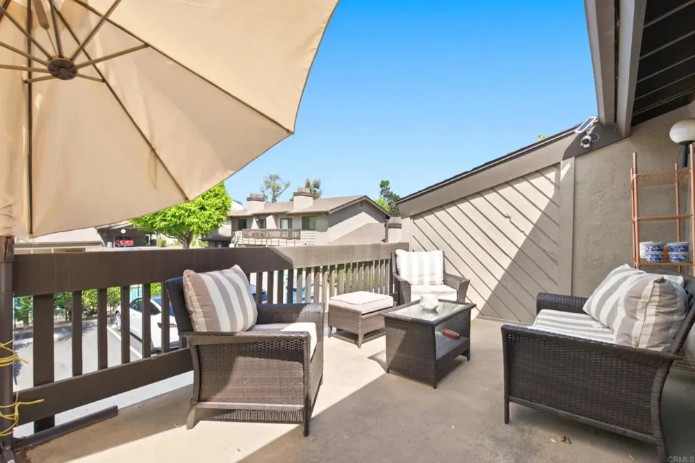 8346 Via Sonoma #D La Jolla, CA 92037
