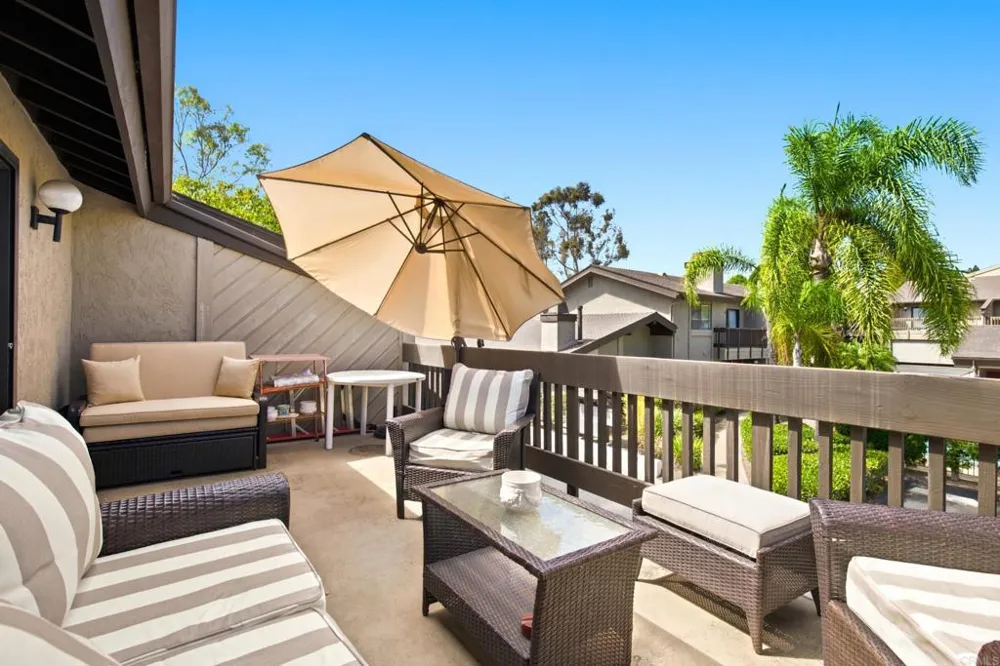8346 Via Sonoma #D La Jolla, CA 92037