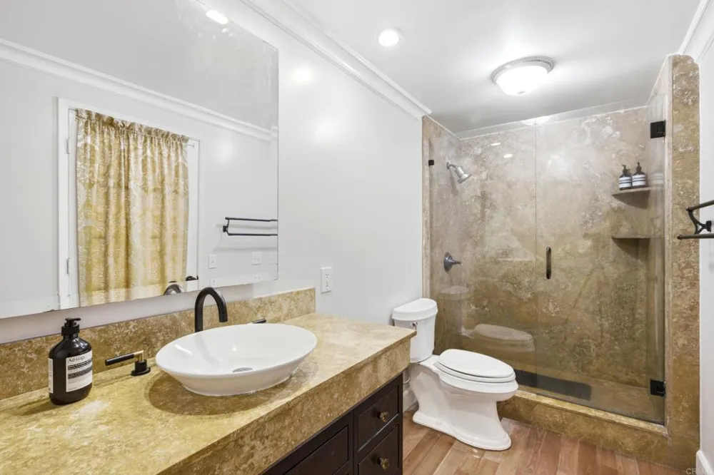 8346 Via Sonoma #D La Jolla, CA 92037