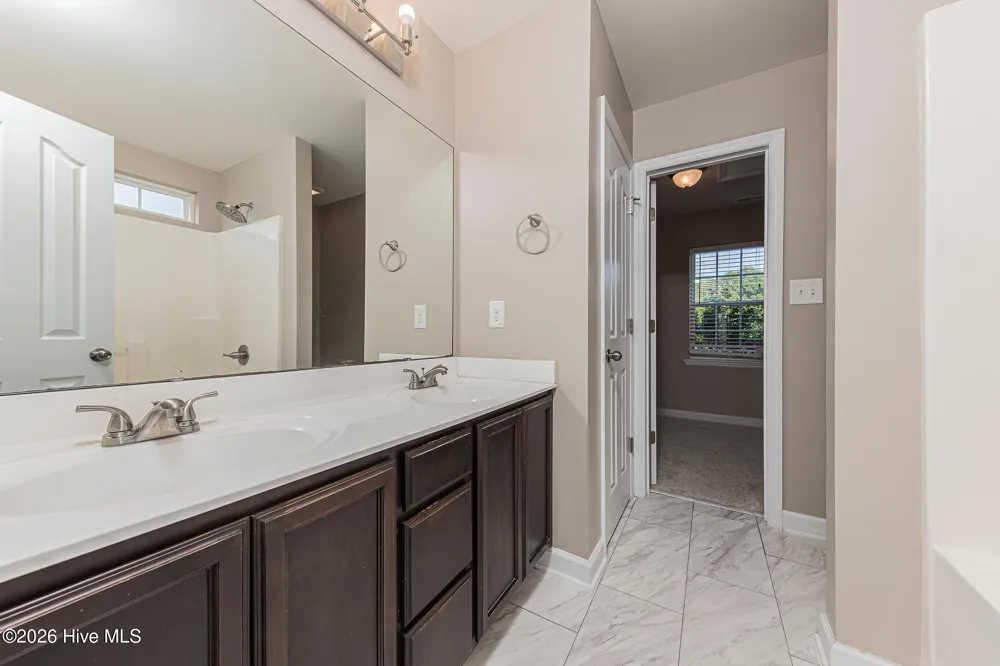 131 Louie Lane Jacksonville, NC 28540