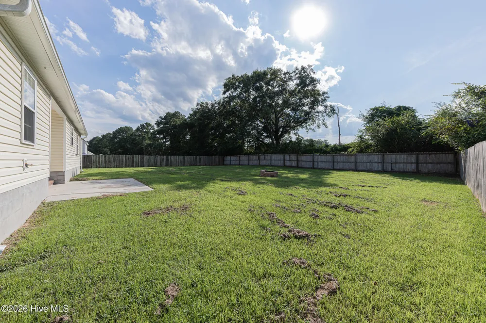 131 Louie Lane Jacksonville, NC 28540