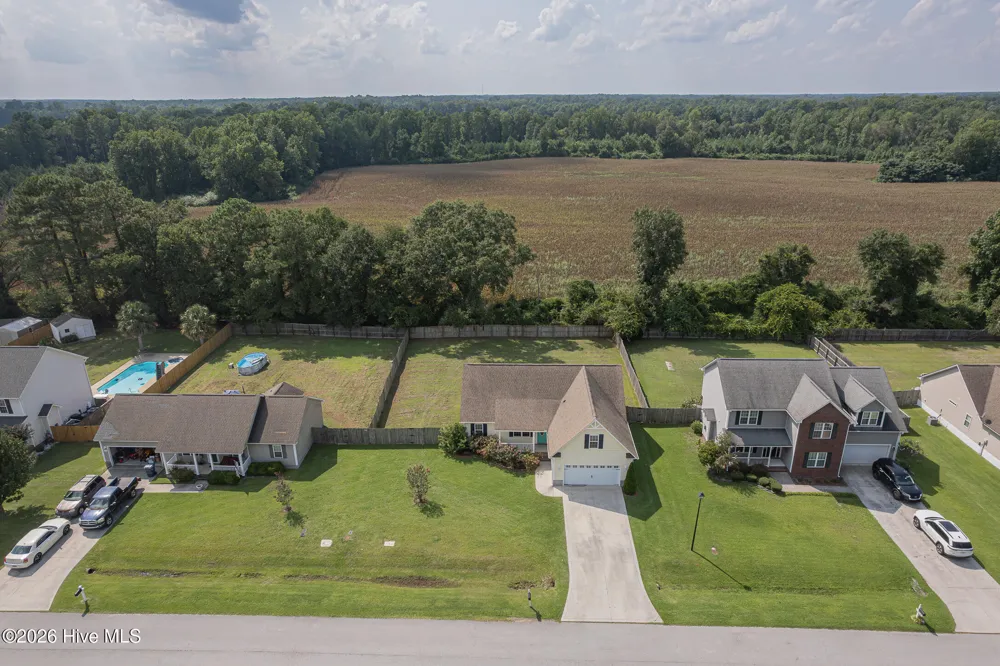 131 Louie Lane Jacksonville, NC 28540