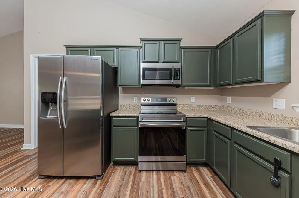 131 Louie Lane Jacksonville, NC 28540