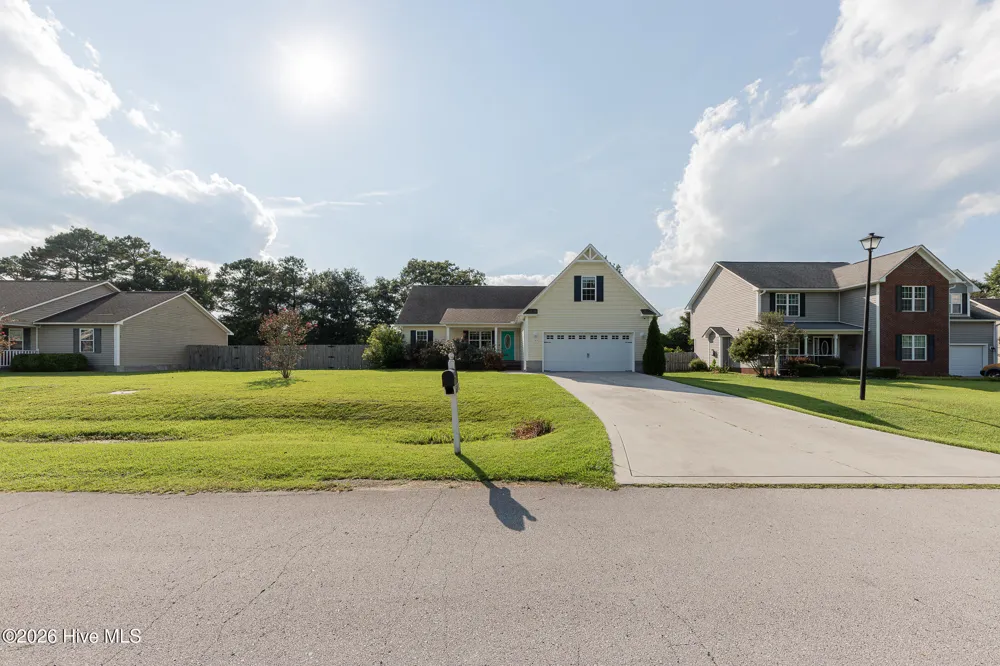 131 Louie Lane Jacksonville, NC 28540