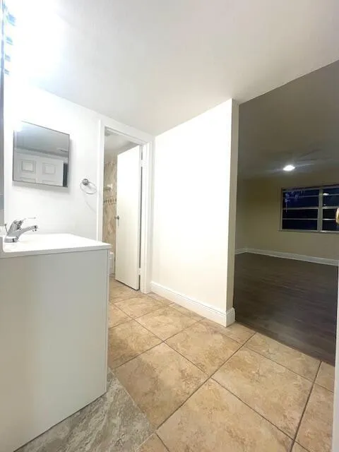 4344 NW 9TH AVENUE #11-1B Deerfield Beach, FL 33064