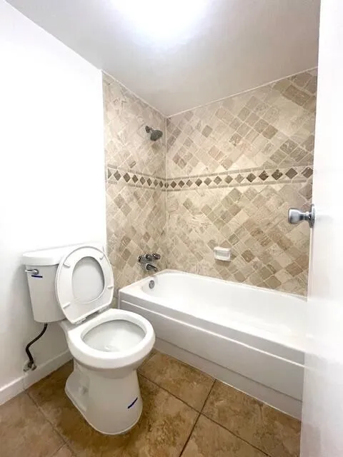 4344 NW 9TH AVENUE #11-1B Deerfield Beach, FL 33064