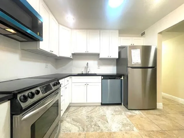 4344 NW 9TH AVENUE #11-1B Deerfield Beach, FL 33064