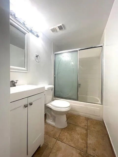 4344 NW 9TH AVENUE #11-1B Deerfield Beach, FL 33064